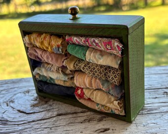 Little quilt scrap display drawer, tiered tray item, Small assembly, Miniature quilt box, Antique Vintage quilt pieces, Primitive green box