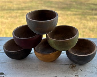 Painted wooden bowls, Miniature 2.25 inch, primitive Decor, Farmhouse Bowl, Trinket shelf sitter, Distressed Decoration