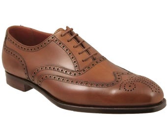 Chaussures habillées à bout ailé en cuir marron faites main, cousu Goodyear