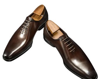 Chaussures habillées richelieu en cuir marron foncé faites main : chaussures habillées à trépointe Goodyear
