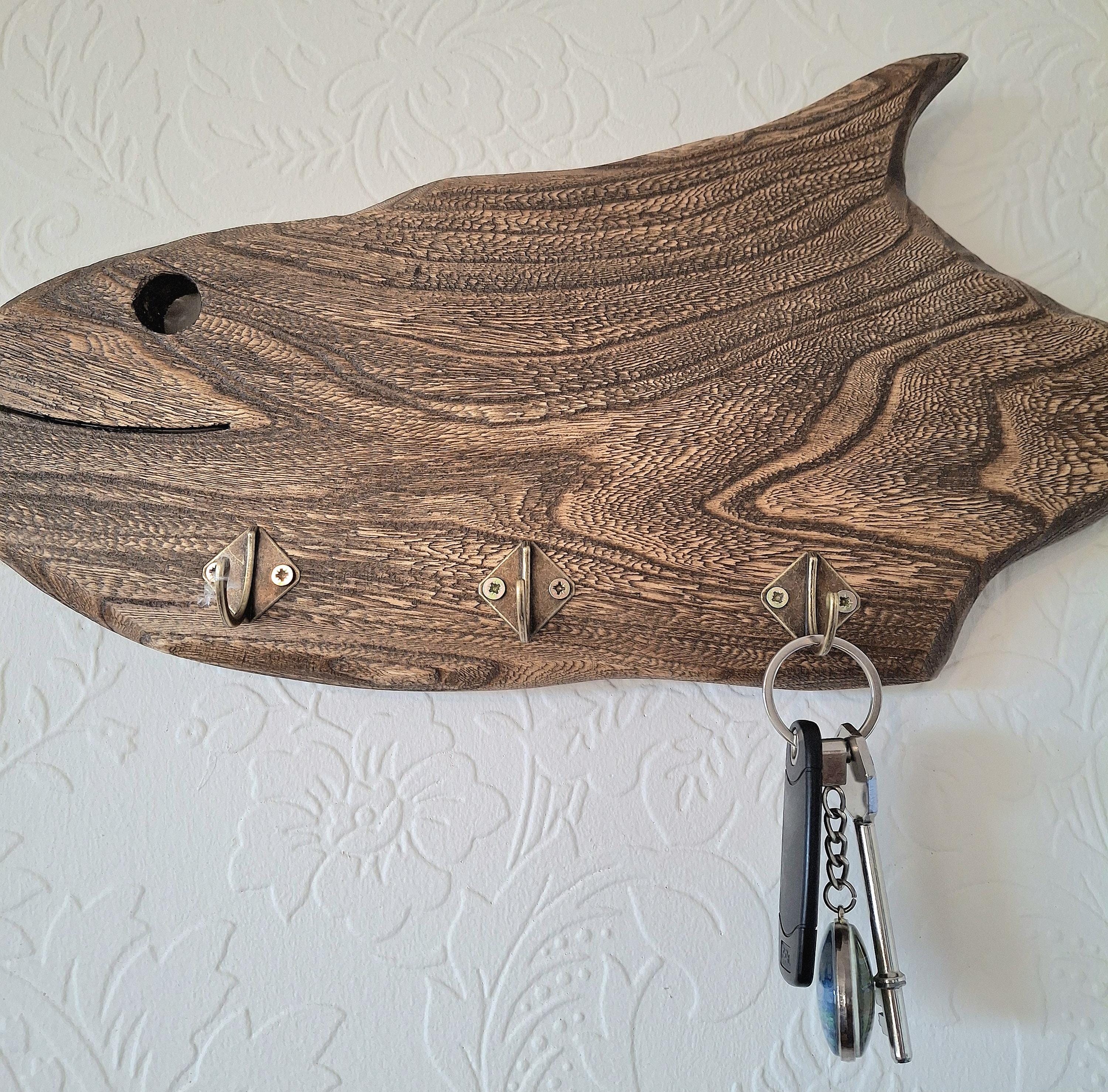 Handcrafted Elm Coat Rack: Rustic Farmhouse Wall Hanger — image 3