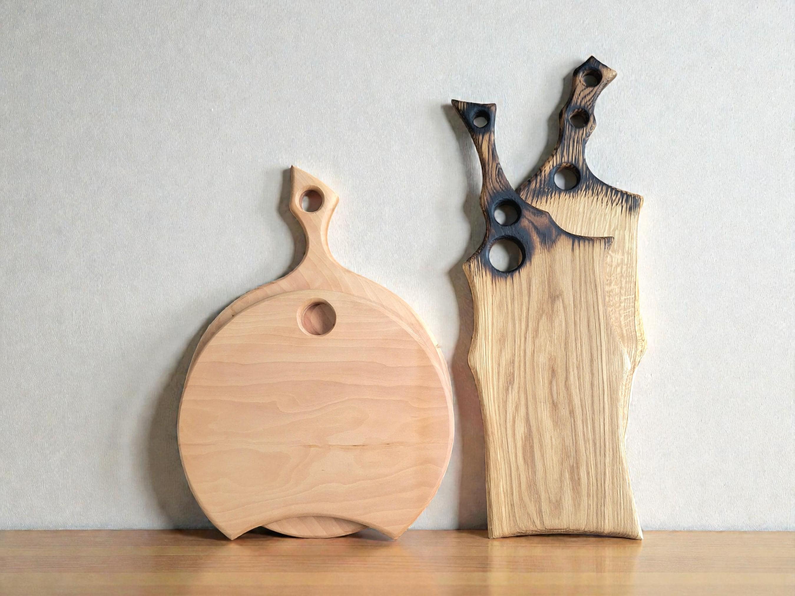 Handcarved Oak Wood Chopping Board, Rustic Bread Board , Serving Tray — image 9