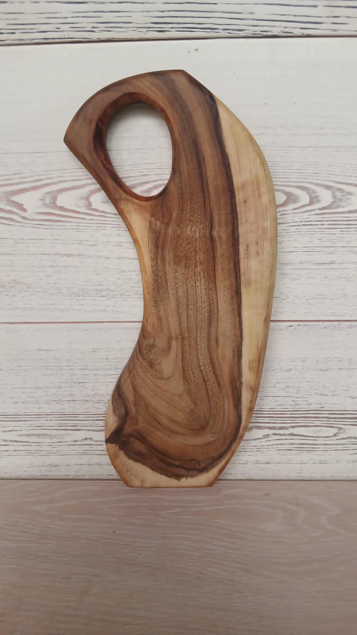 Handmade Wooden Chopping Boards, Rustic Farmhouse Serving Platter — image 8