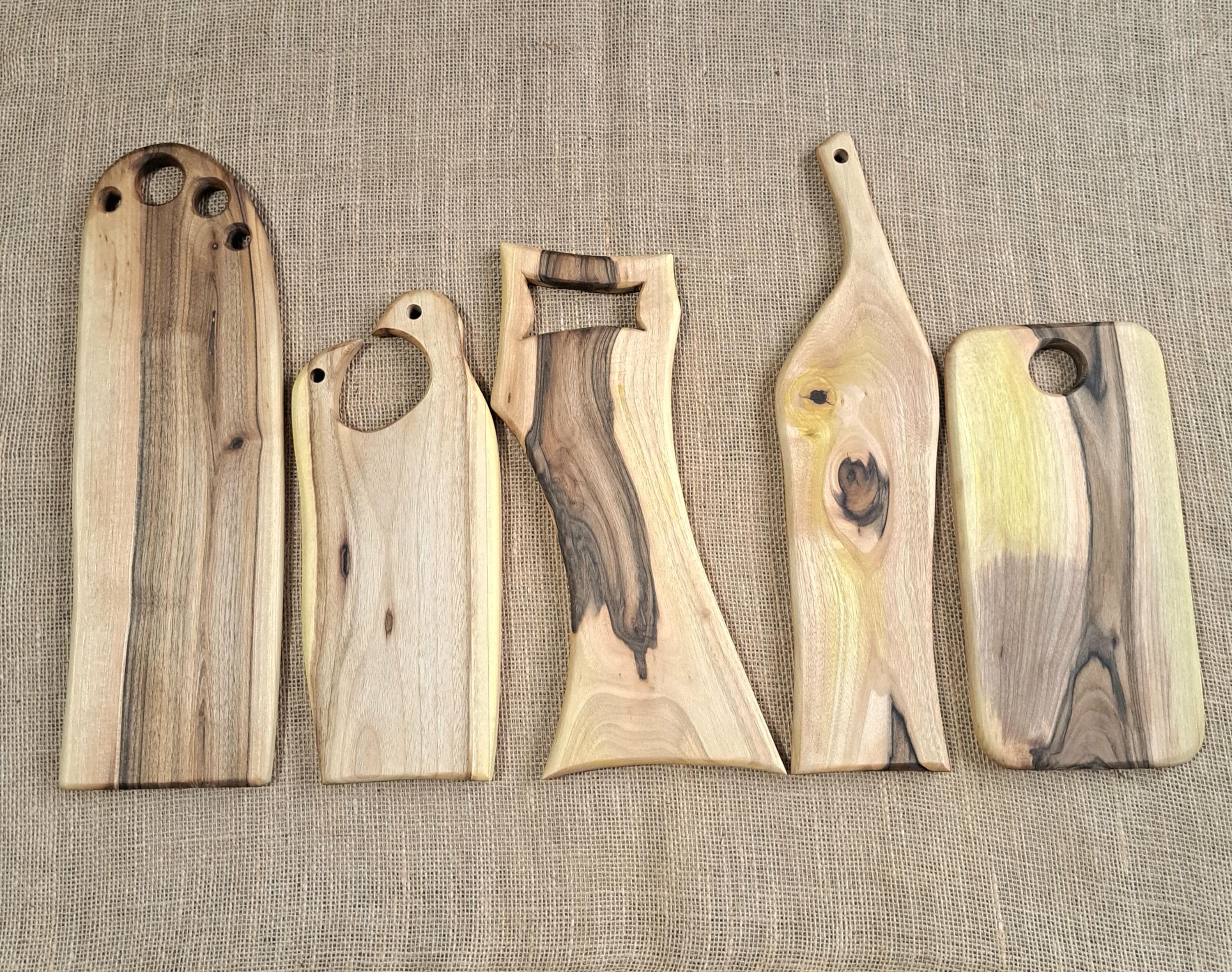 Handmade Chopping Boards: Rustic Wooden Cutting Board
