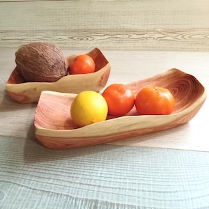 Handgefertigte Schüssel aus rotem Akazienholz, Obstschale, Handgefertigte Schüssel, Salatschüssel, Servierplatte, Teigschüssel, Schüssel im rustikalen Stil, Holzplatte
