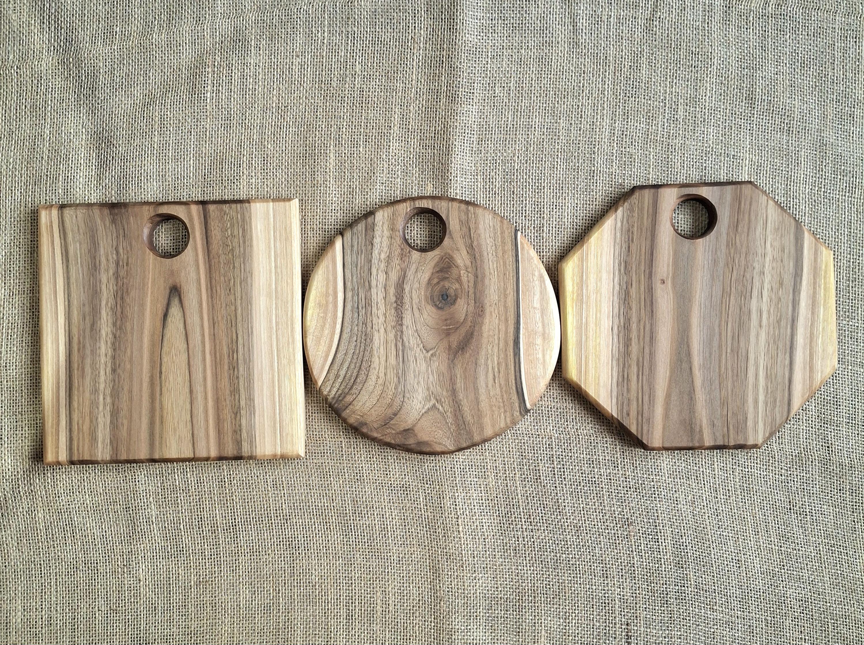 Set of 3 Handmade Wooden Chopping Boards: Oak, Walnut, Acacia Serving Platters — image 7