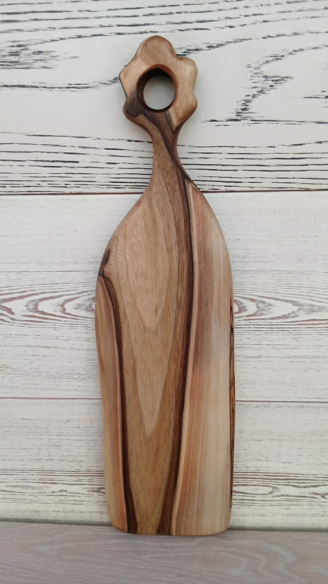 Handmade Walnut Chopping Board, Serving Platter, Charcuterie Board — image 9