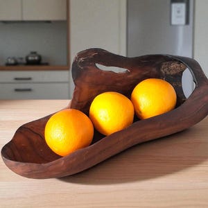 Holzschale von Оleaster, Obstschale, Salatschüssel, Handgefertigte Servierplatte, Umweltfreundliche Holzschale, Einzigartiges Holzgeschirr, Rustikaler Stil
