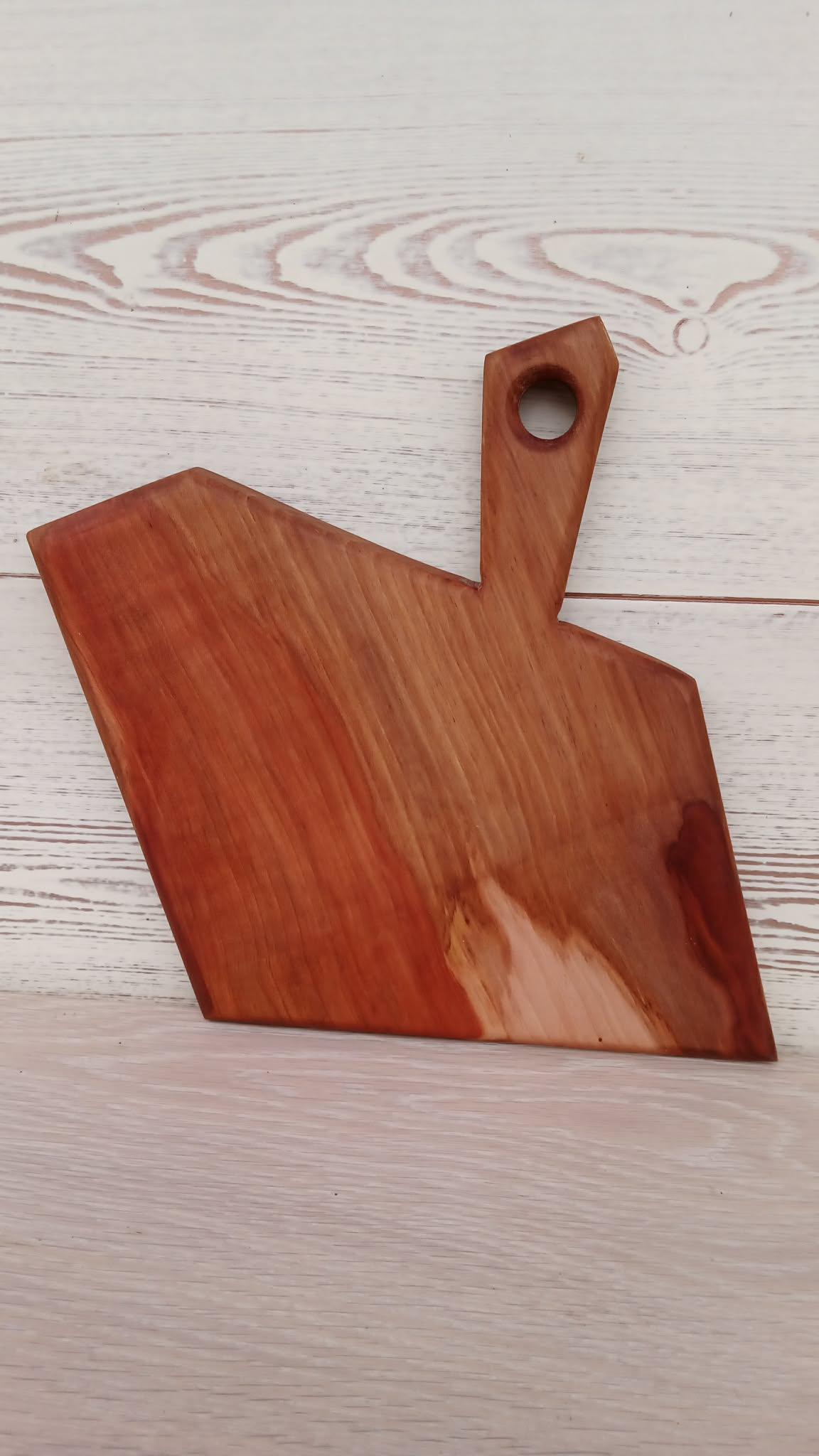 Handmade Chopping Boards: Rustic Cheese & Charcuterie Serving Platter — image 4