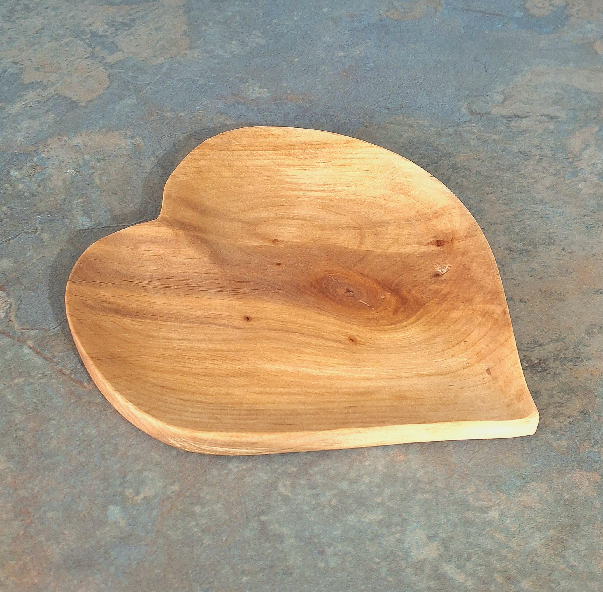 Handmade Wooden Trinket Bowls: Carved Wood Jewelry Tray, Serving Dish. Valentines Day Gift — image 2