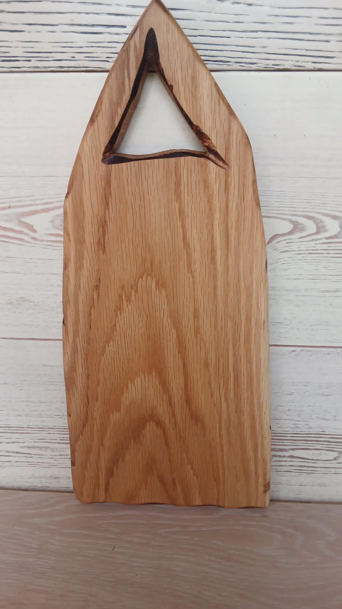 Handmade Oak Chopping Board: Rustic Cheese & Charcuterie Serving Platter — image 3