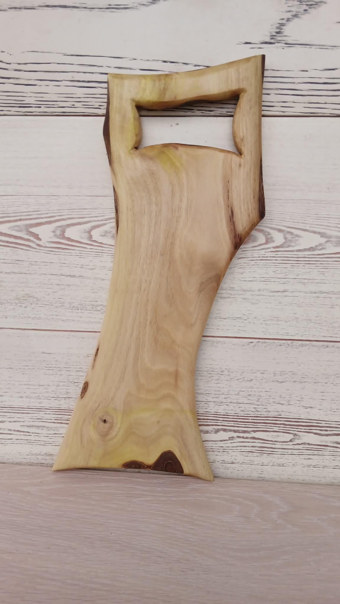 Handmade Chopping Boards: Rustic Wooden Cutting Board — image 10