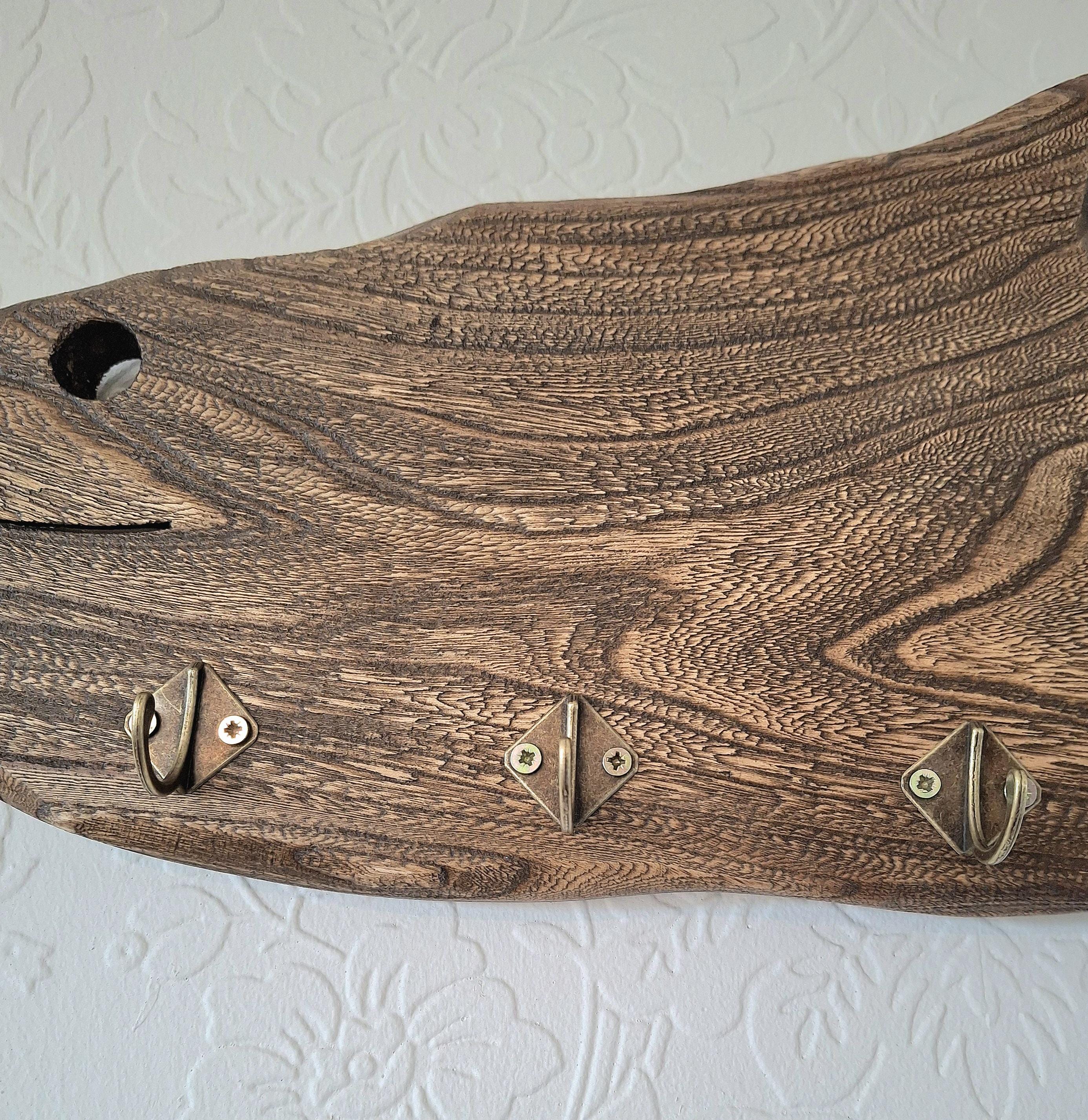 Handcrafted Elm Coat Rack: Rustic Farmhouse Wall Hanger — image 4