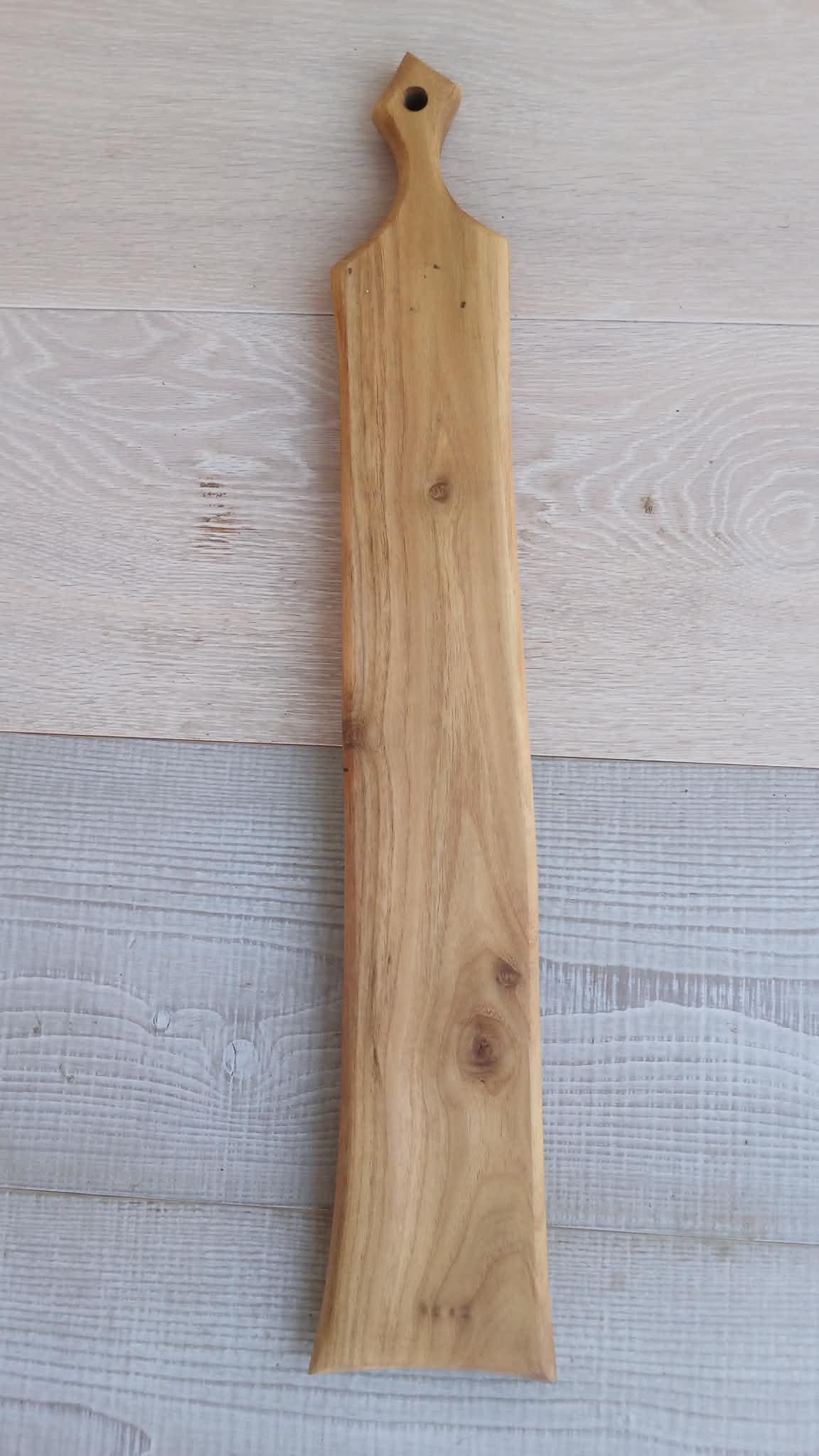 Handcarved Oak Wood Chopping Board, Rustic Bread Board , Serving Tray — image 7