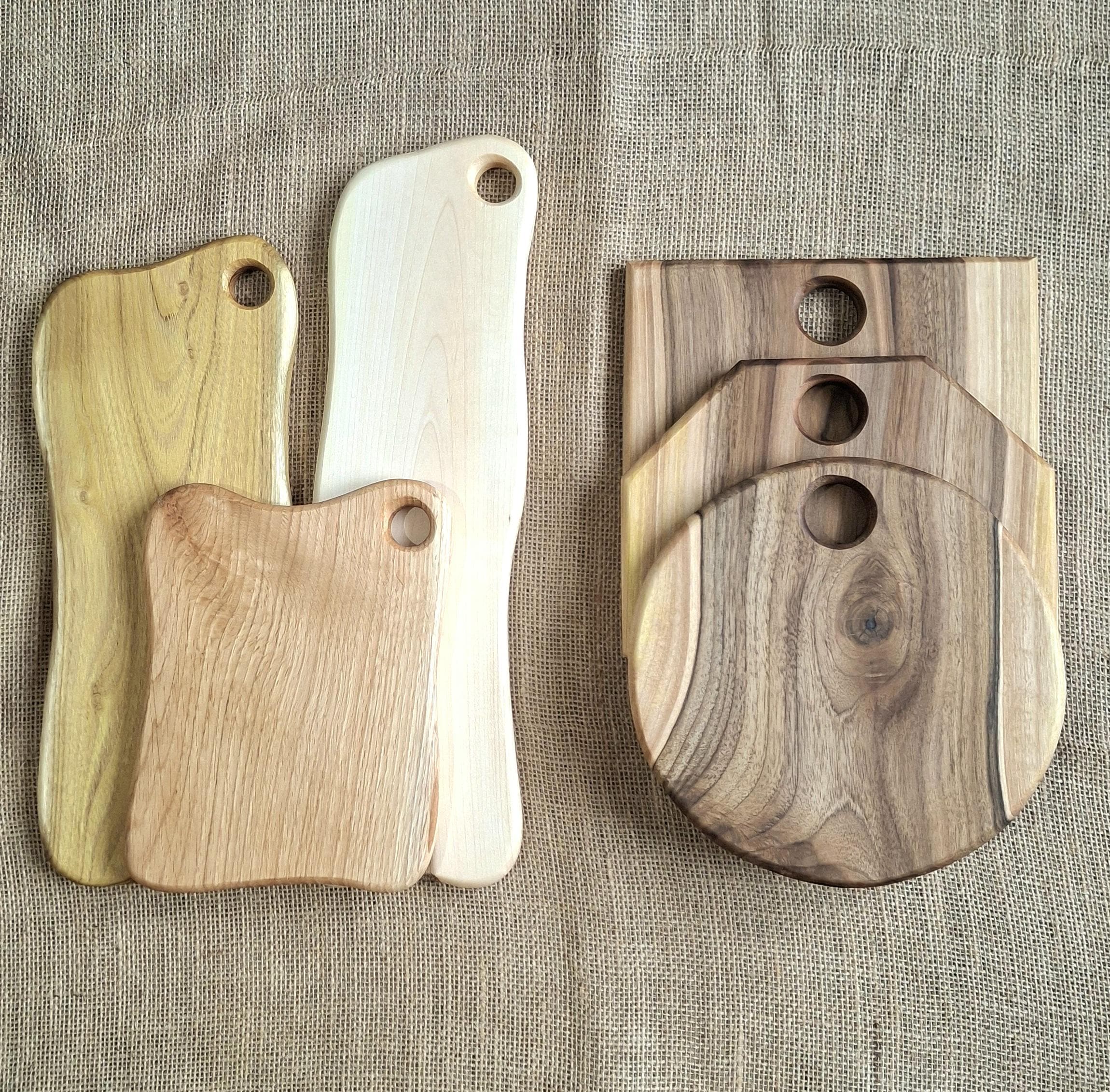 Set of 3 Handmade Wooden Chopping Boards: Oak, Walnut, Acacia Serving Platters — image 8