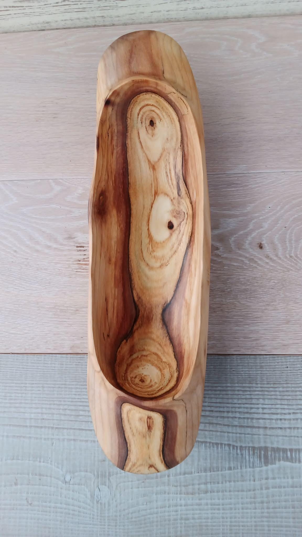 Handmade Walnut Wooden Bowl: Rustic Serving Platter, Fruit & Salad — image 3