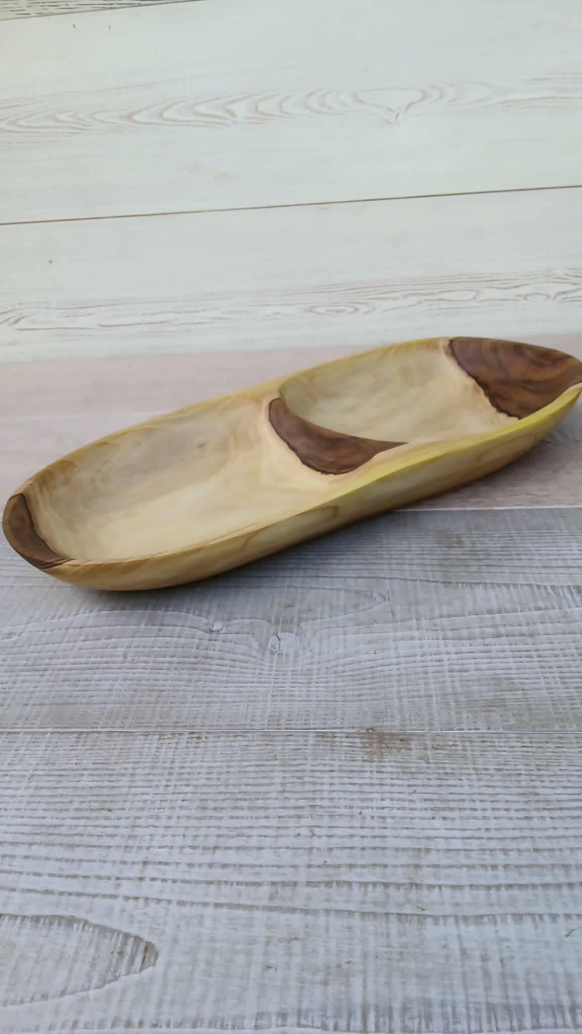 Hand Carved Wooden Bowl: Acacia Wood Serving Plate — image 5