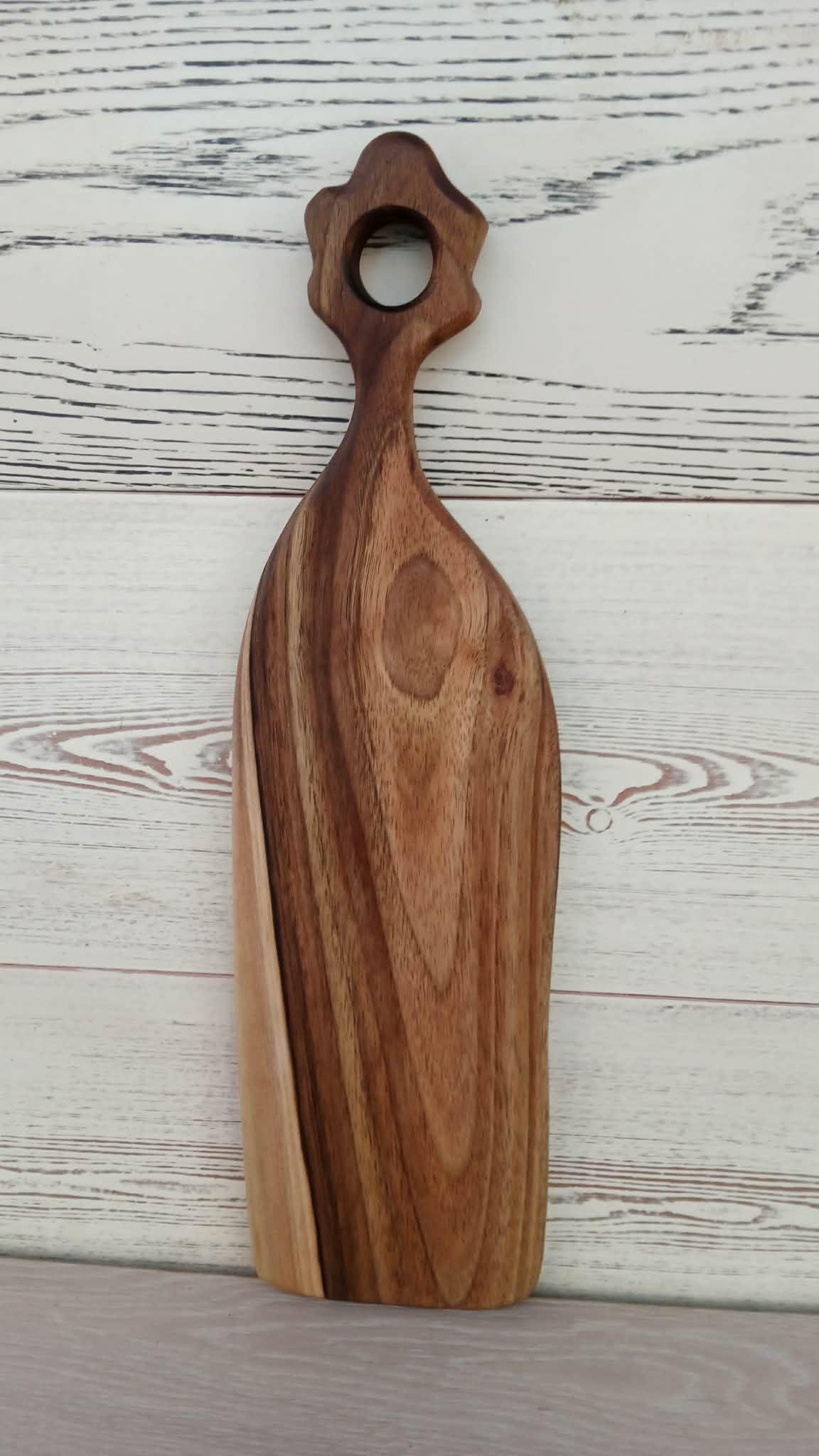 Handmade Walnut Chopping Board, Serving Platter, Charcuterie Board — image 10