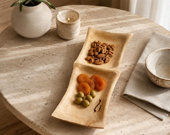 Bol de madera de peral tallado a mano: Bol rústico de madera para ensaladas, frutas y respetuoso con el medio ambiente.