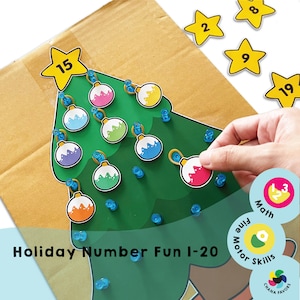 Może przedstawiać: Zielone choinka z kolorowymi ozdobami i liczbami od 1 do 20. Liczby znajdują się na żółtych gwiazdach. Tekst "Holiday Number Fun 1-20" znajduje się na dole obrazu. Obraz zawiera również tekst "Math", "Motor Skills" i "Skills".