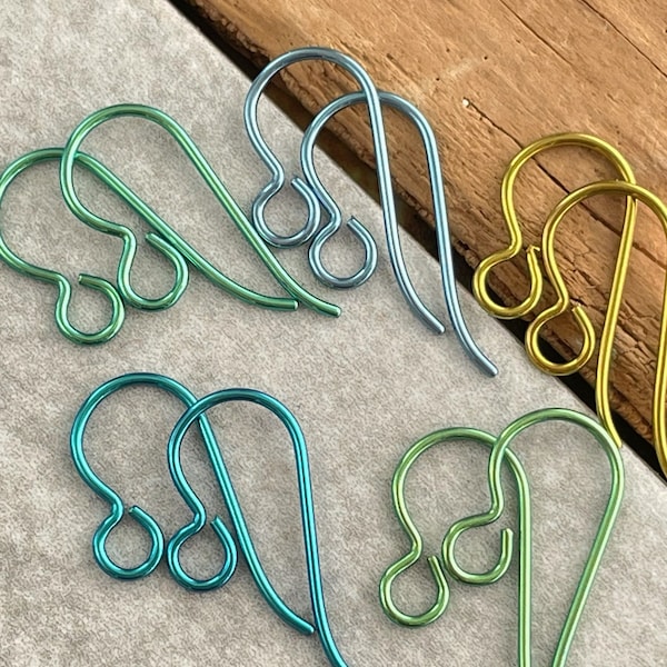 Fils d'oreilles colorés hypoallergéniques - Couleurs printanières - Boucles d'oreilles en niobium sans nickel pour des bijoux antiallergiques et sans ternissement