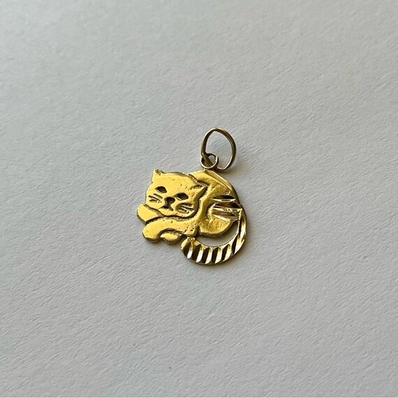 Vintage 14k Yellow Gold Cat Charm Pendant Diamond… - image 9