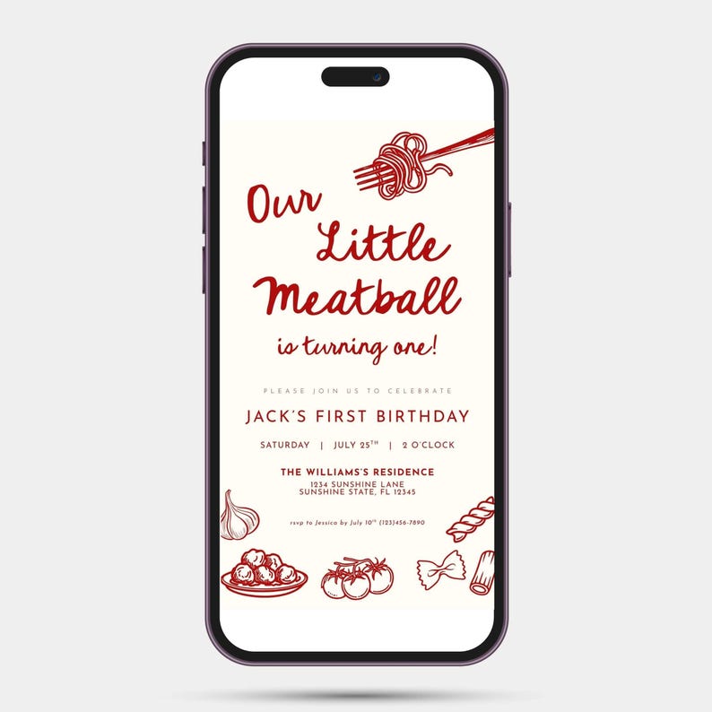 Może przedstawiać: Smartfon wyświetla zaproszenie urodzinowe z napisem "Our Little Meatball is turning one!" w czerwonym skrypcie. Zaproszenie zawiera szczeg&oacute;ły dotyczące pierwszych urodzin Jacka, z ilustracjami makaronu.