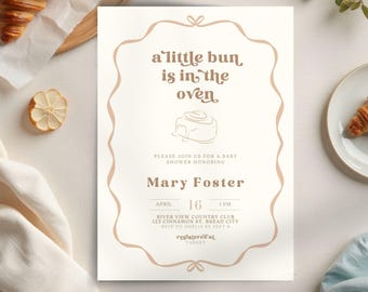 Brötchen im Ofen-Babyparty-Einladung, Zimtrolle, ein kleines Brötchen ist im Ofen Invite bearbeitbare Canva, handgezeichnete kokette Bogenästhetik