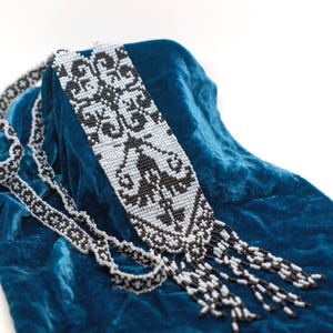 Antike 1920er Jahre Flapper Halskette | Weiß und Schwarz Perlen Sautoir Halskette
