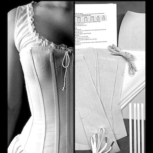 Può includere: Un'immagine in bianco e nero di un kit per la realizzazione di un corsetto del XIX secolo. Il kit comprende un modello, tessuto, stecche, lacci e occhielli. Il kit si chiama "Juliette 19th Century Corset Making Kit".