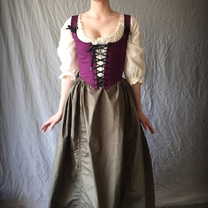 Renaissance Festival Ensemble, 3 piece Corset Bodice, Long Skirt, Chemise, you choose the color, small-plus size or custom made Ren Faire