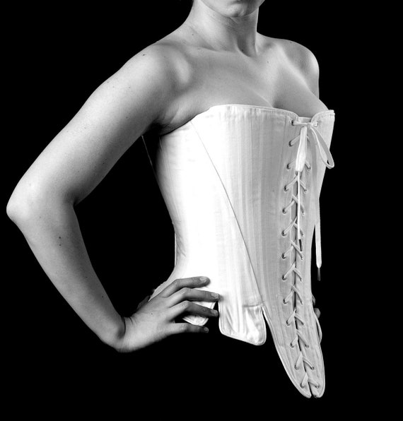 Spanish Harlotte  Elizabethan Overbust corset from Gallery Serpentine