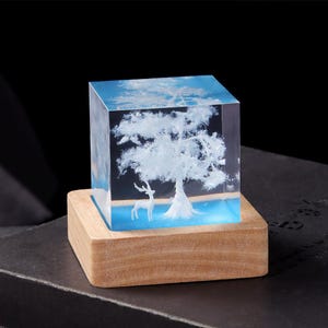 Cherry Blossom Tree Resin Night Light,White Sakura Epoxy Resin Lamp,Handmade Cube Personalized Night Light for Mom, Birthday Gifts for Her