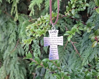 Collar con colgante de oración de la serenidad