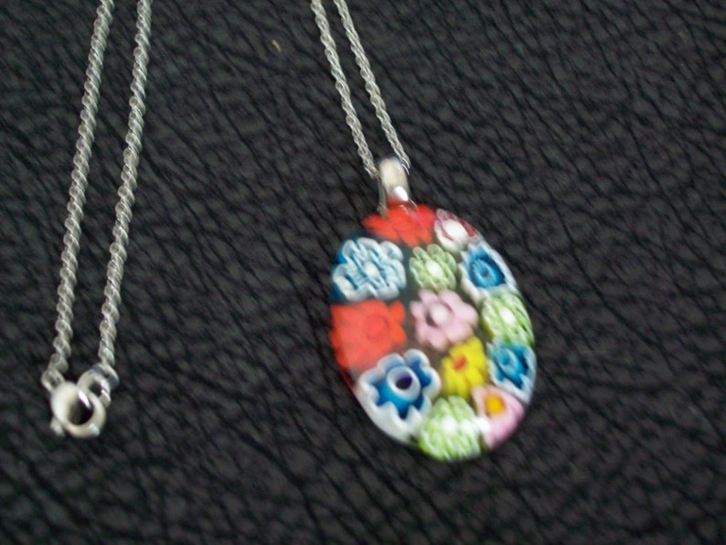 Vintage Fused Glass Daisy Pendant by Kari's image 3