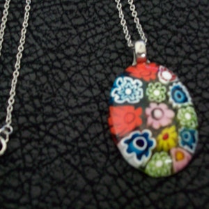 Vintage Fused Glass Daisy Pendant by Kari&#39;s