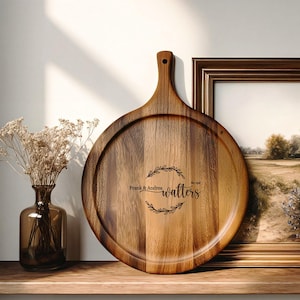 Personalized Charcuterie Board,Round Board with Handle,Custom Serving Tray, Engraved Cheese Board,Wedding Gift,Housewarming Gift