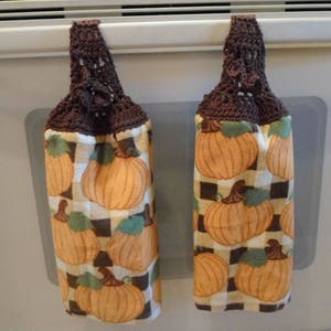 Kitchen Towel - Kitchen Towel with Crochet Towel Topper - Pumpkins as Pattern - Great for Fall Decoration or Thanksgiving in Your Kitchen