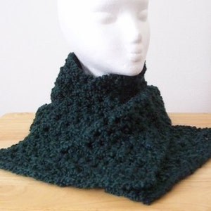 Scarf - Crochet Scarf in Dark Green - For Women or Men or Children
