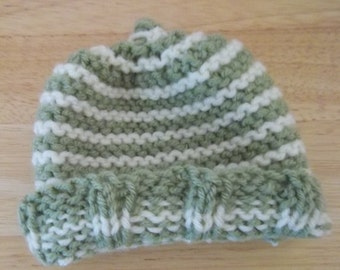 Hat - Hand Knitted Newborn Baby Hat - Preemie Hat - in Green and White