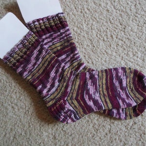 Chaussettes sans laine - Chaussettes tricotées à la main - Taille M - Couleurs auto-rayantes -