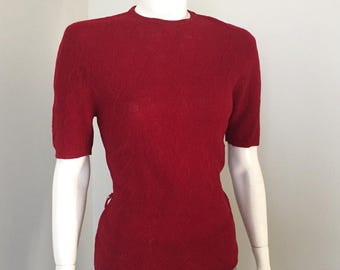 Vintage 1930s Dark Cranberry Red Body Hugging Cable Knit Short Sleeve Sweater Knit Top Pullover S M VFG