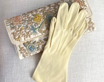 1940s Vintage Pastel Yellow Gloves VFG
