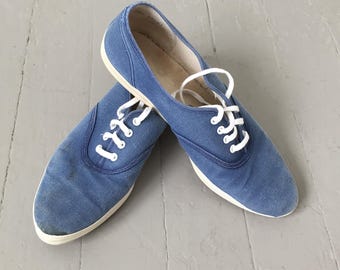 Vintage 1960s Faded Blue Canvas Duck Tennis Shoes Sneakers Tennies Plimsolls