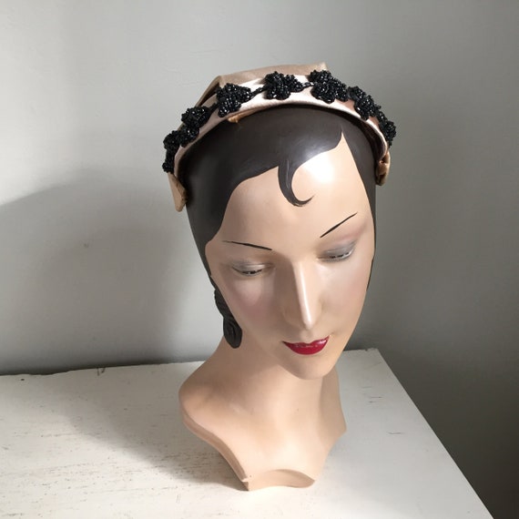 Vintage 1950s Blush Pink Satin Evening Hat with B… - image 1