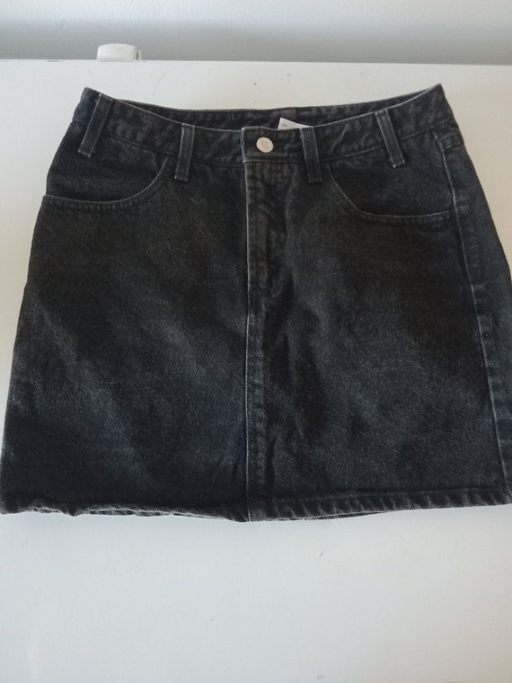 Vintage Size 9 BONGO black jean skirt