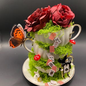 The Queen’s Cup Diorama