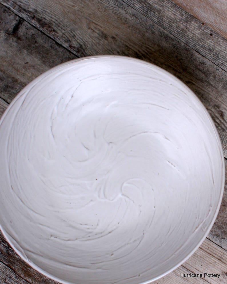 Winter White Serving Bowl. Table Display Bowl. Hand Thrown Ceramic Pottery Dish. Home Decor imagem 6