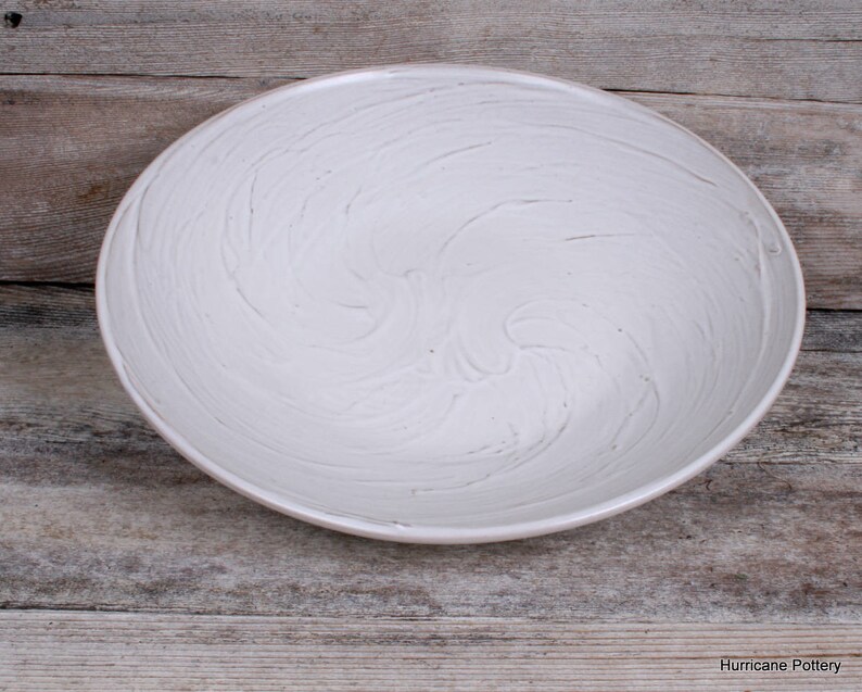Winter White Serving Bowl. Table Display Bowl. Hand Thrown Ceramic Pottery Dish. Home Decor imagem 7