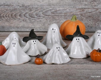 Handgjort glansigt vitt keramiskt spöke: Halloween bordsdekoration